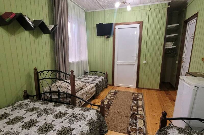 4-х местный номер с удобствами #9