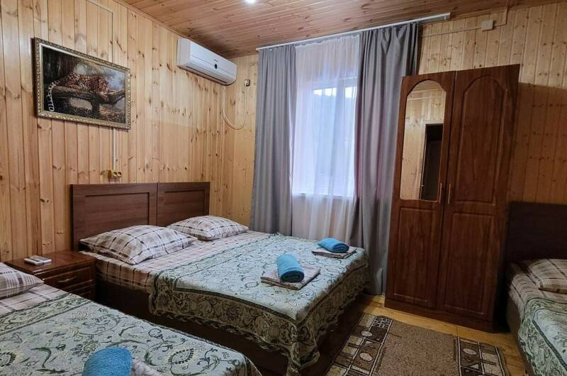 4-х местный номер с удобствами #8