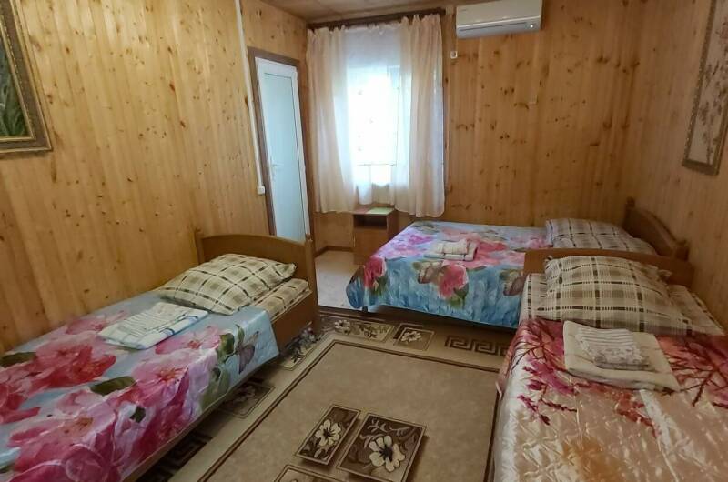 4-х местный номер с удобствами #13