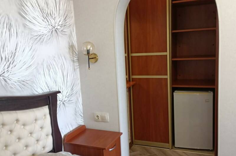 2-х местный с отдельным входом и балконом