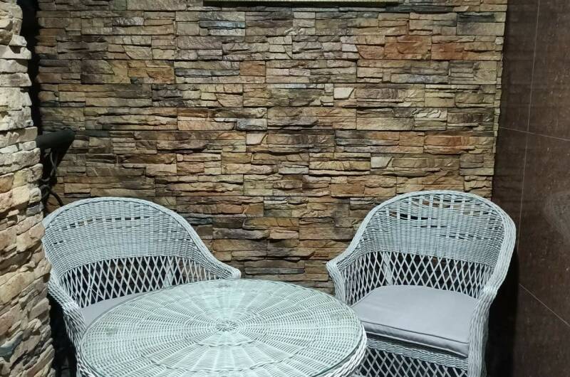 2-х местный с отдельным входом и балконом