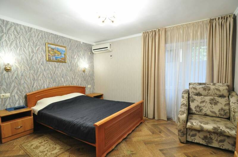 2-ух местный с доп. и балконом