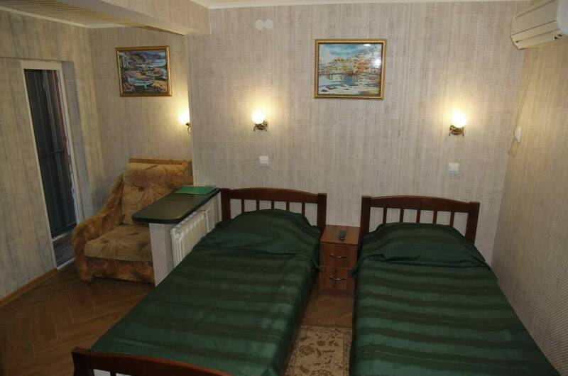 2-ух местный с доп. и балконом