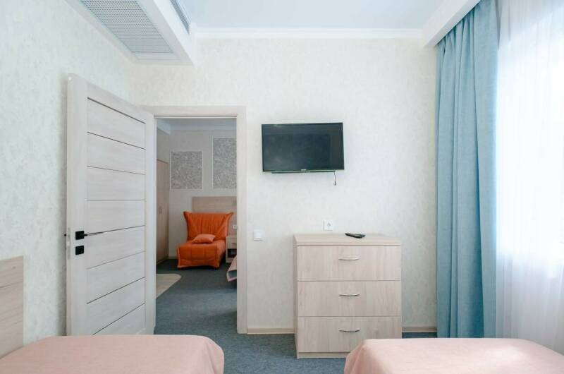 Двухкомнатный номер с балконом