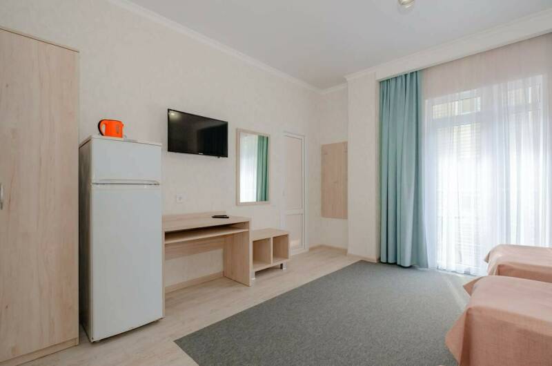 Четырехместный номер с балконом