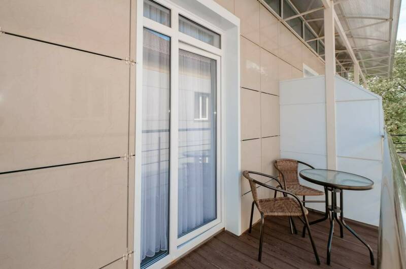 Двухместный номер с креслом с балконом