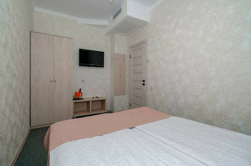 Двухкомнатный номер на первом этаже