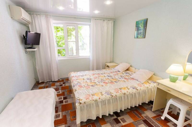 Трёхместный «Полулюкс»