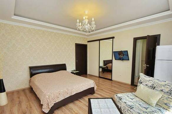 Улучшенный 4-х местный номер с просторным балконом