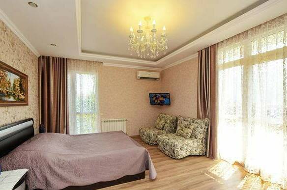 Трёхместный «Стандарт» с балконом (3 этаж)