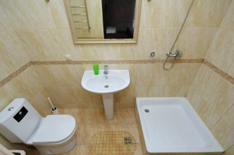 Четырёхместный «Стандарт» с балконом (3 этаж)