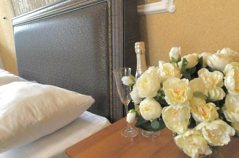 Четырёхместный «Стандарт» с балконом (2 этаж)