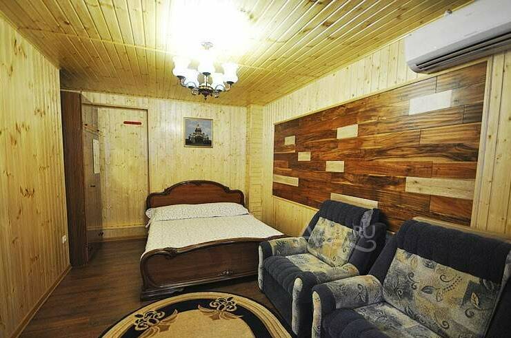 Комната «Эконом» c удобствами на этаже