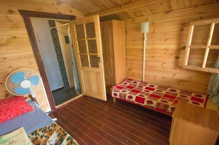 «Деревянный домик» 3-х местный