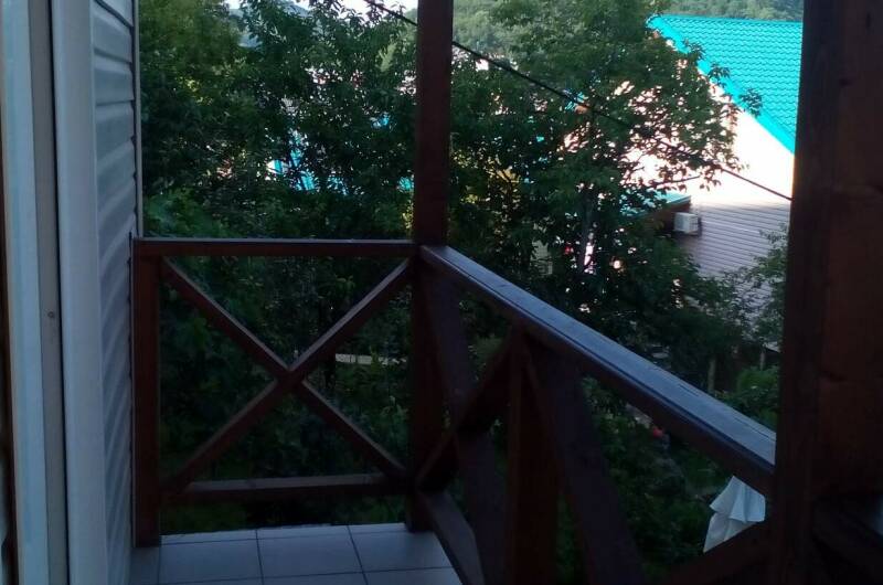 Номер трехместный стандарт с балконом