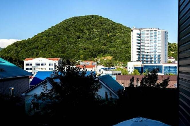 Номер трехместный стандарт с балконом