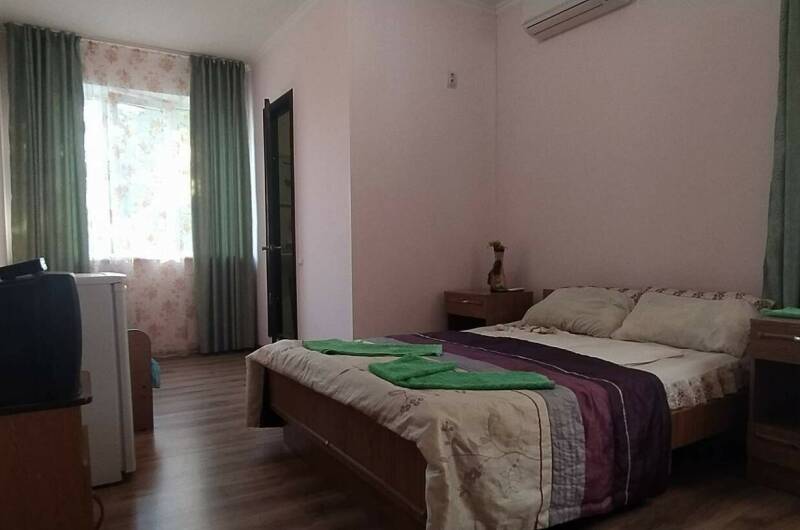 Трёхместный номер с удобствами