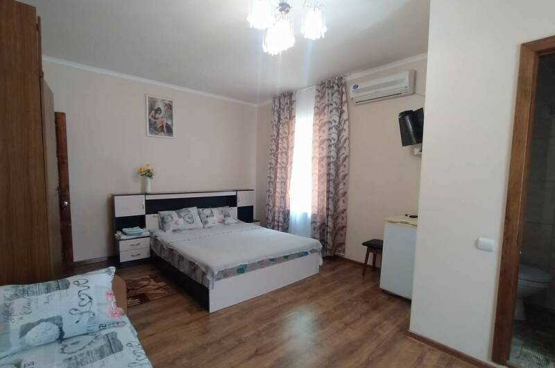 Четырёхместный номер с удобствами № 3