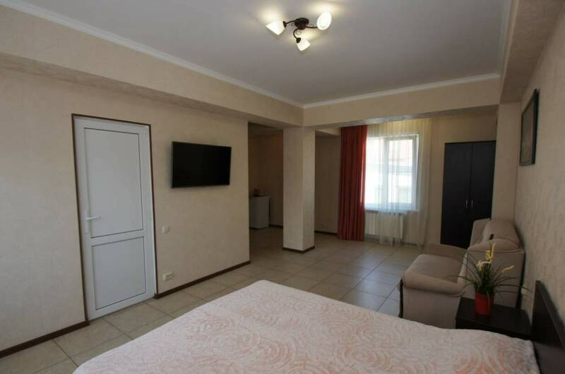 Комната на 4-е человека с балконом