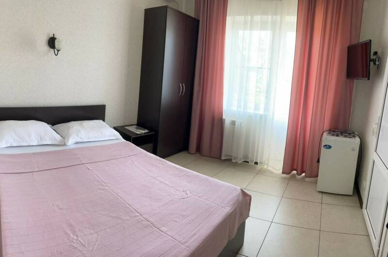 Комната на 2-а человека с балконом