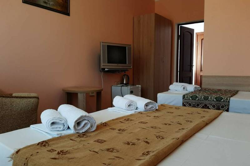 Четырехместный