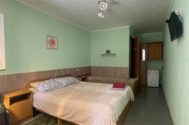 Трехместный номер с удобствами