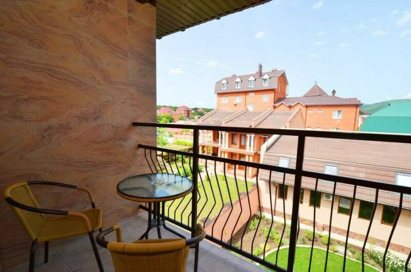 4-х местный 2-х комнатный «Семейный»