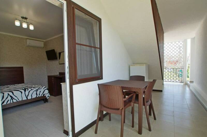 Двухкомнатный семейный с террасой