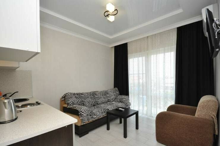 Двухкомнатные апартаменты с кухней и 2мя балконами