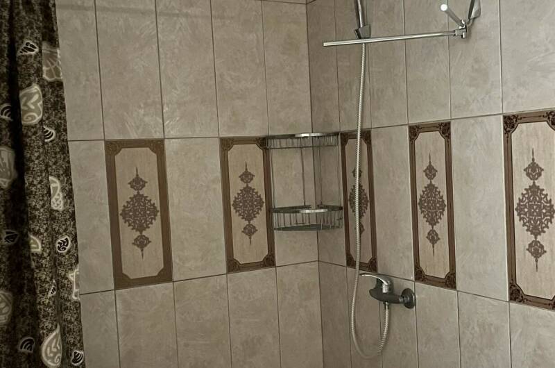 Трехместный с удобствами (первый этаж)