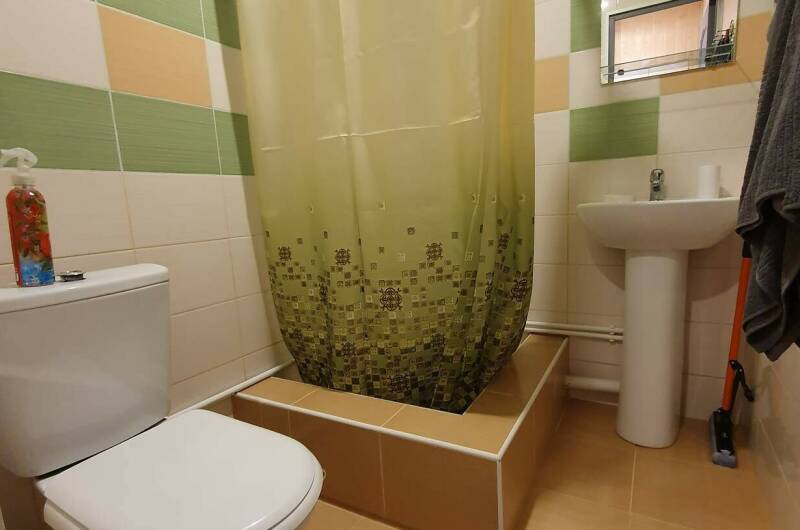 4-х местный с удобствами, кухня во дворе