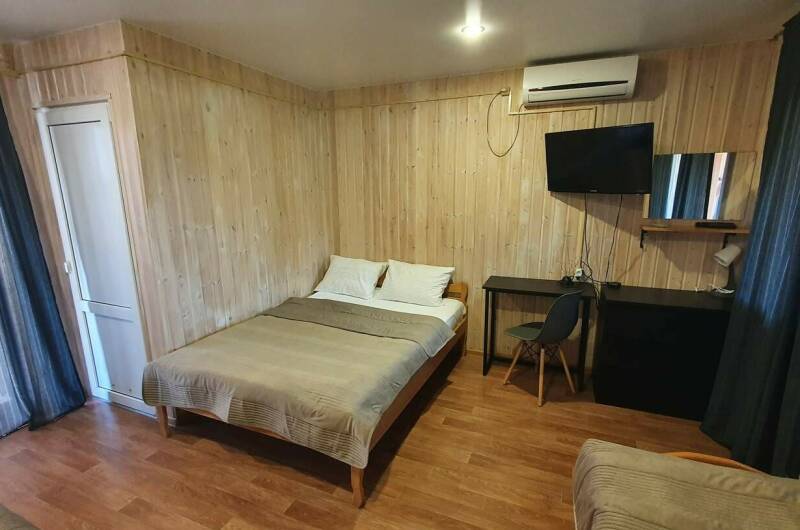 2-х местный с удобствами и кухней на балконе