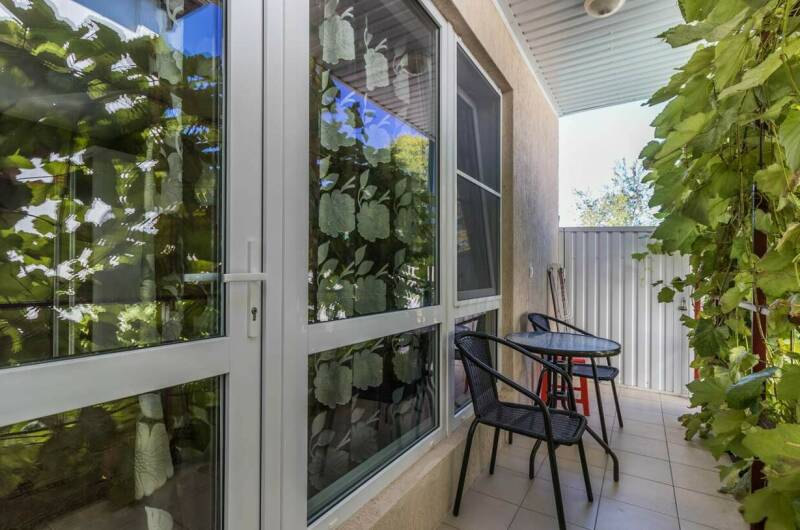 Студия с кухней