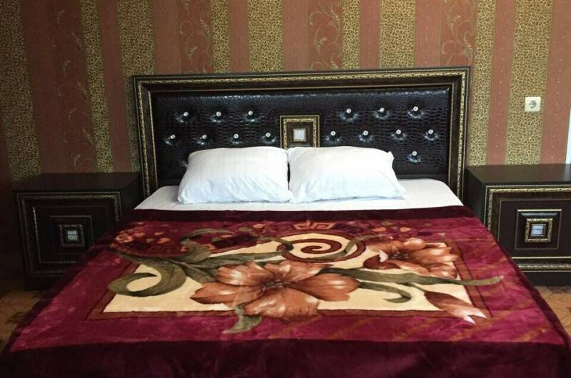 Комфортный номер с большим круглым балконом