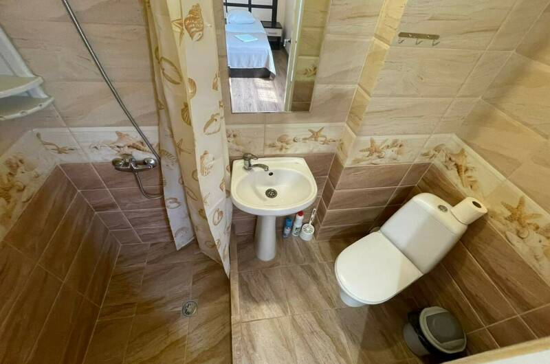 Трехместная комната с удобствами