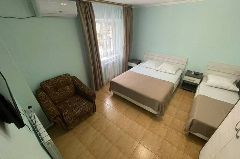 Четырёхместный номер со своей кухней