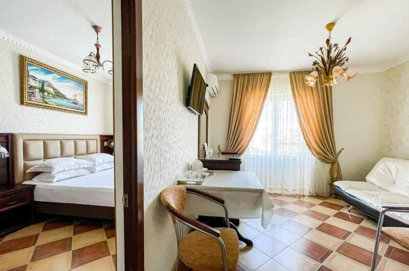 2-х комнатный 4-х местный номер «Люкс» (маленький)