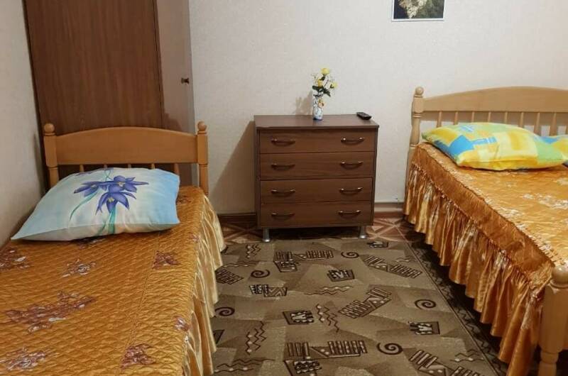 Домик с удоствами