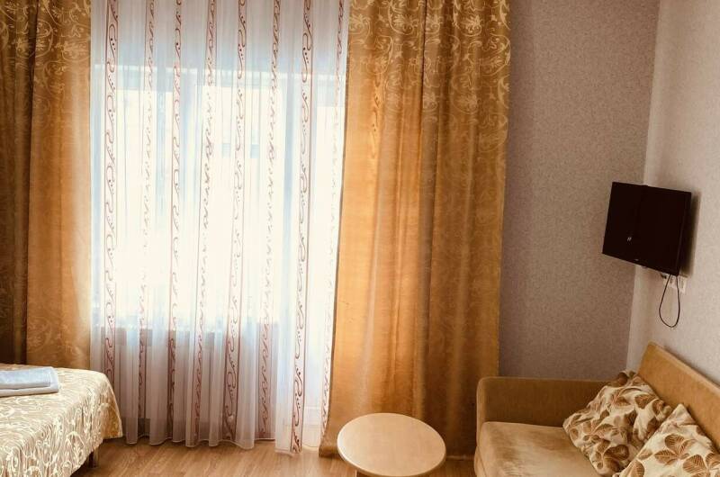 Четырехместный номер с балконом