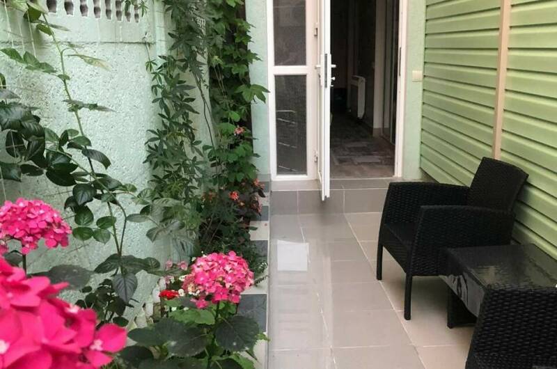 Двухкомнатный «Люкс» с кухней и беседкой