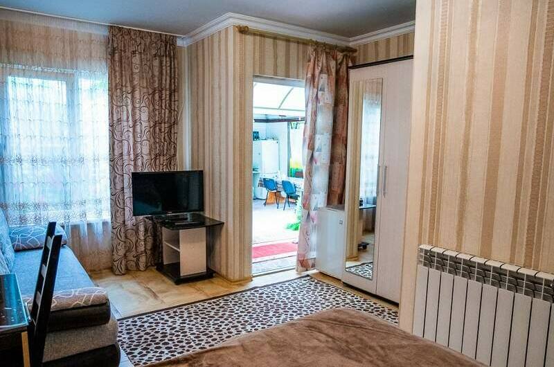 Номер «Стандарт 4-х местный» в отдельном домике