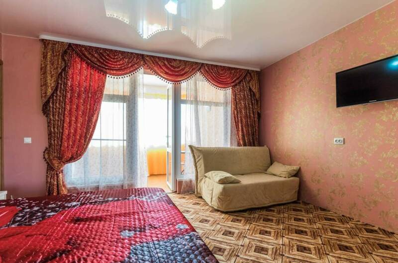 Комната с удобствами на 2−4 человека с кухней