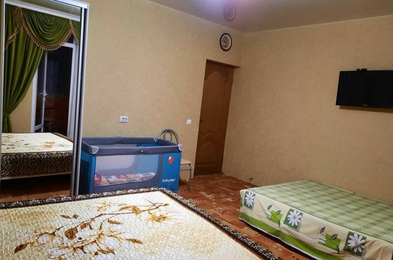 Комната с удобствами на 2−4 человека с кухней