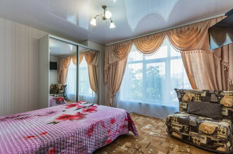 Двухкомнатный со своей личной кухней