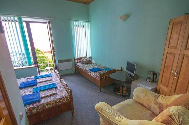 Трехместный номер с удобствами