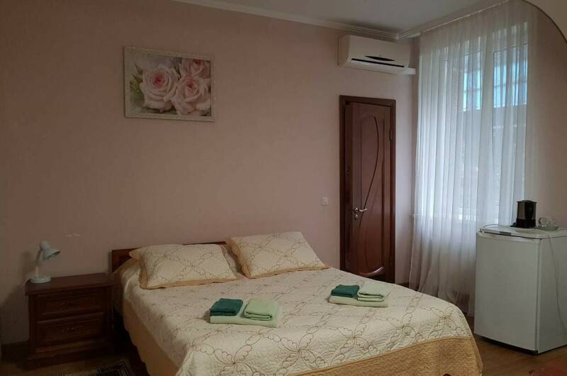 Трехместный номер с удобствами, Номер 6