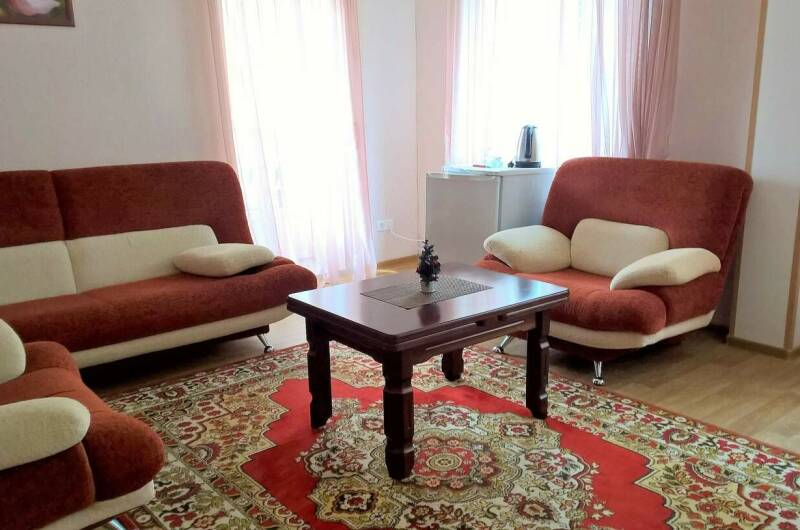 Четырехместный номер с удобствами, номер 7