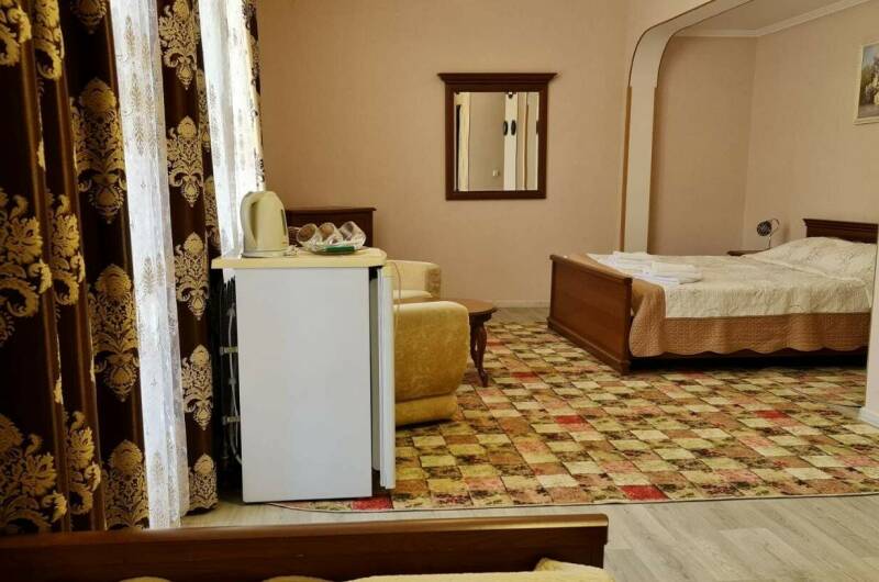 Четырёхместный номер с удобствами номер 9