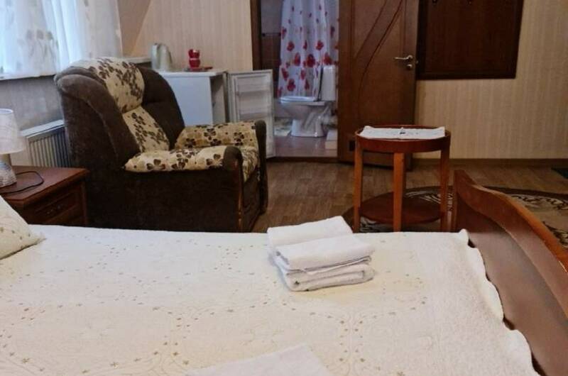 Трёхместный номер с удобствами номер 10