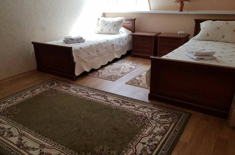 Четырехместный номер с удобствами, номер 11